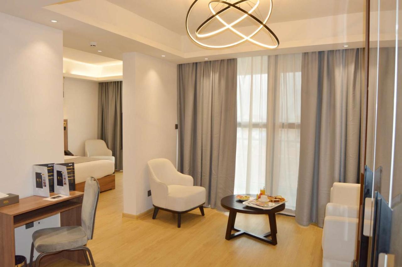 Axil Hotel Dakar Luaran gambar