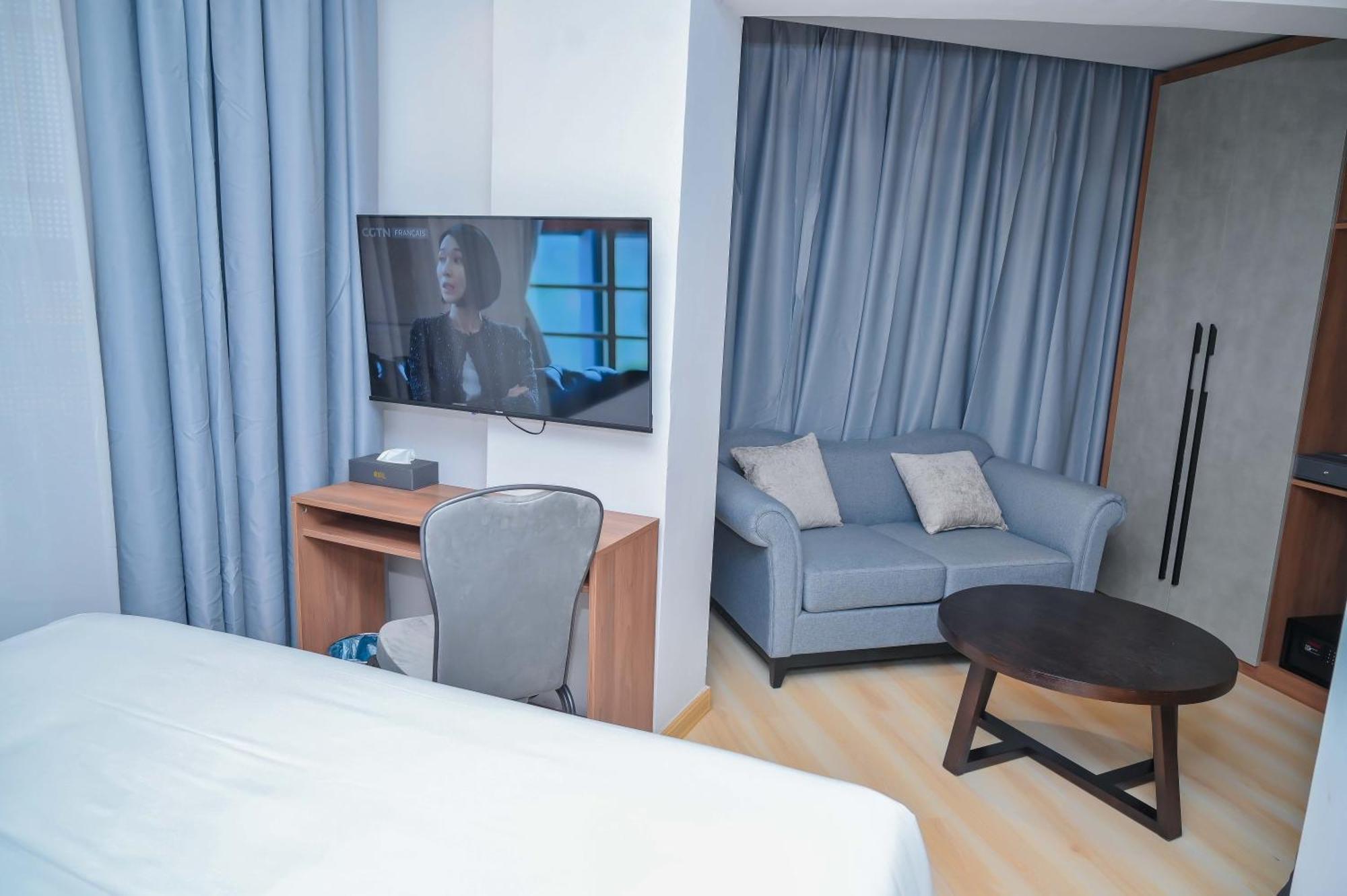 Axil Hotel Dakar Luaran gambar